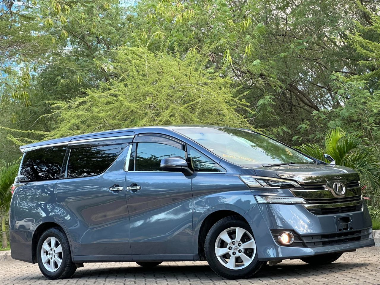 VELLFIRE